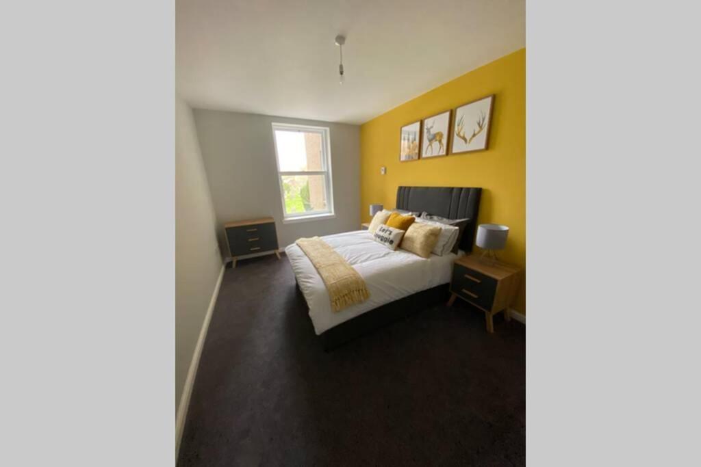 Stunning 2 Bedroom River View Apartment Perth Esterno foto