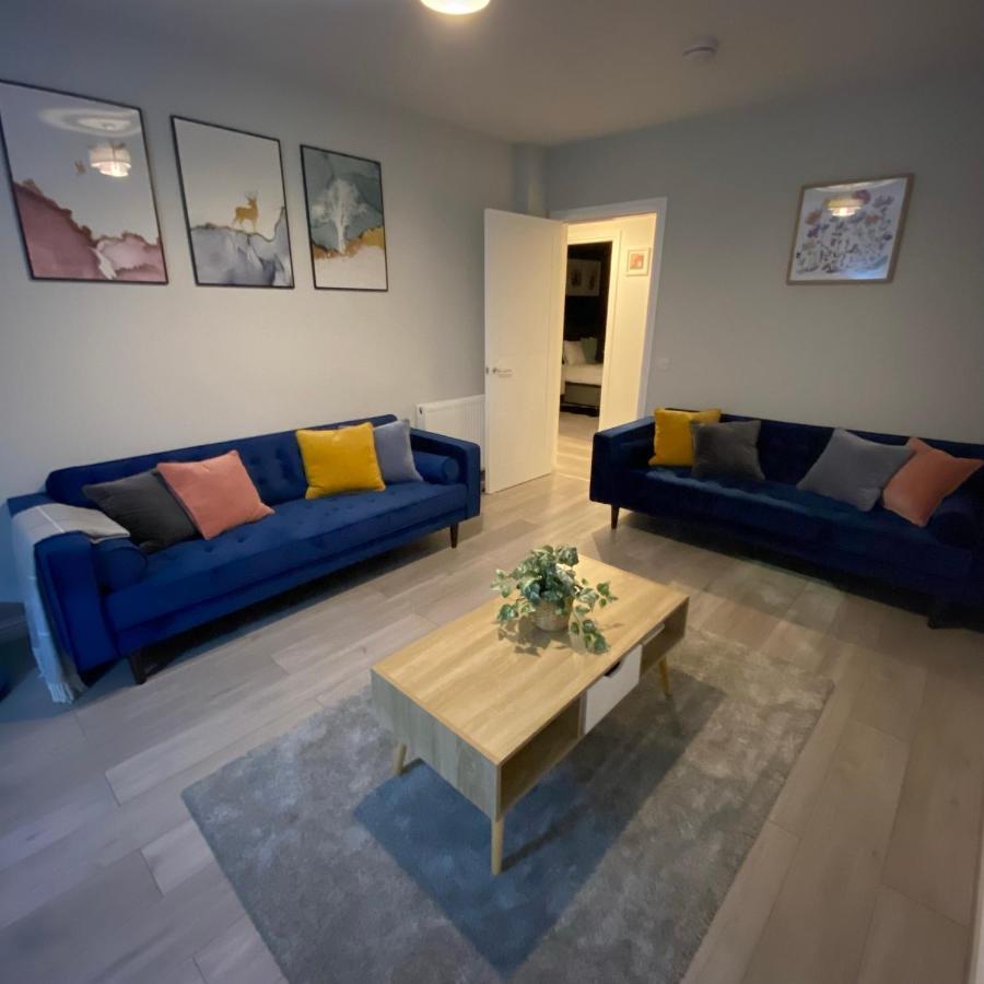Stunning 2 Bedroom River View Apartment Perth Esterno foto