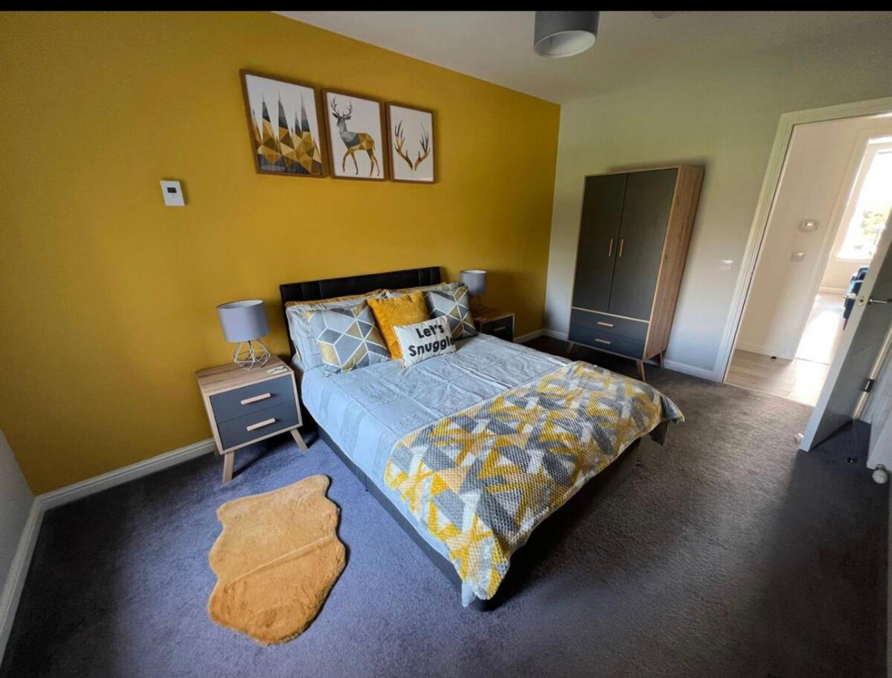Stunning 2 Bedroom River View Apartment Perth Esterno foto